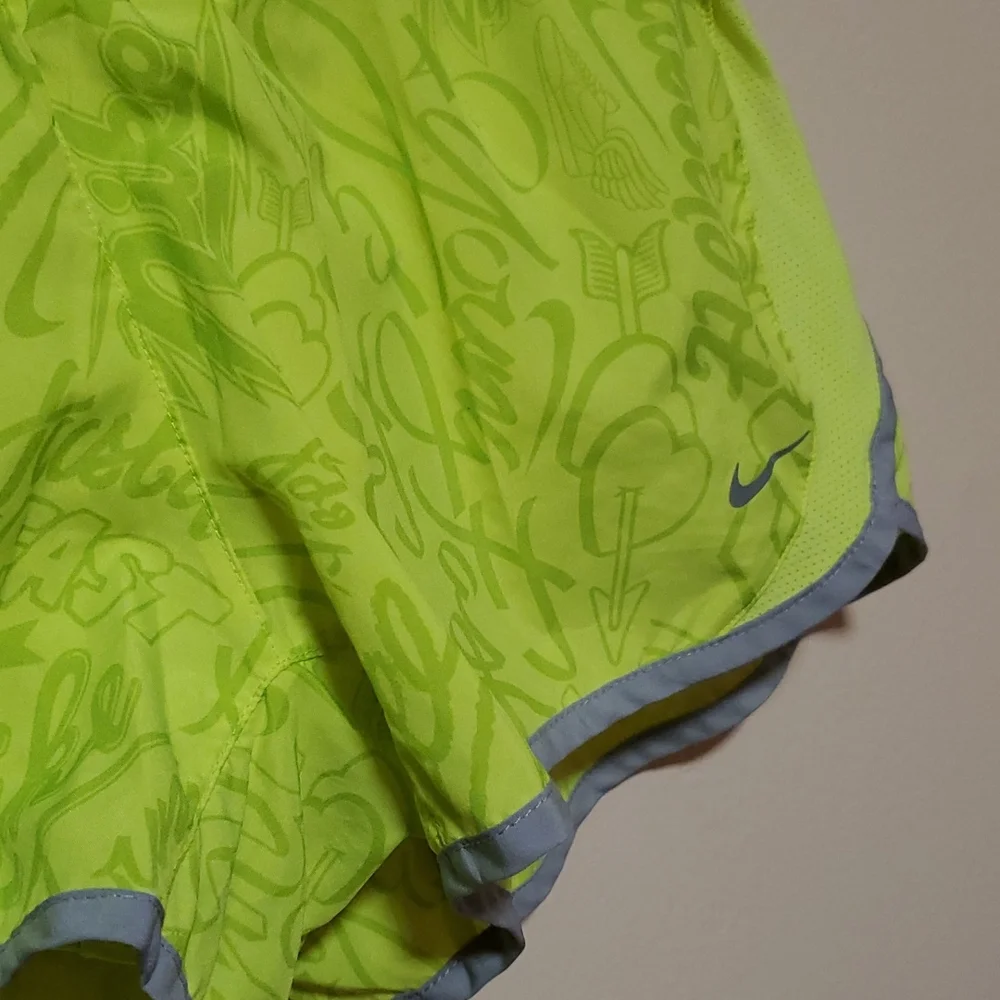 Nike Green dri-fit athletic shorts size M